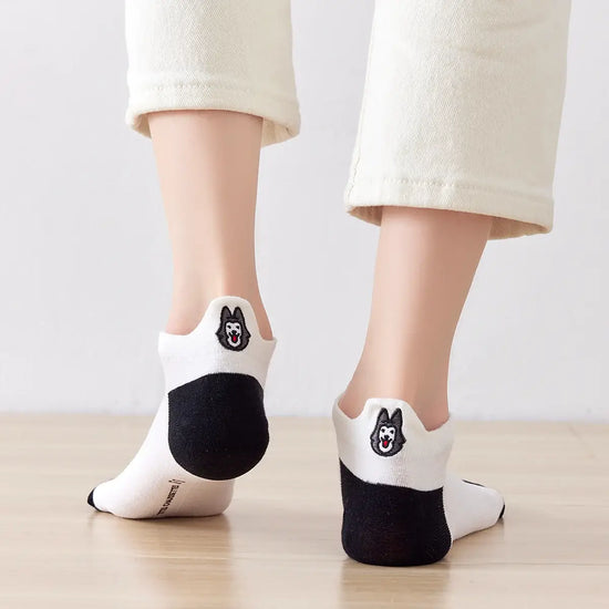 Chaussettes en coton husky à languette chien pour femme | Chaussettes confortables et élégantes | Idéales pour le quotidien ou les occasions spéciales | Disponibles en plusieurs couleurs