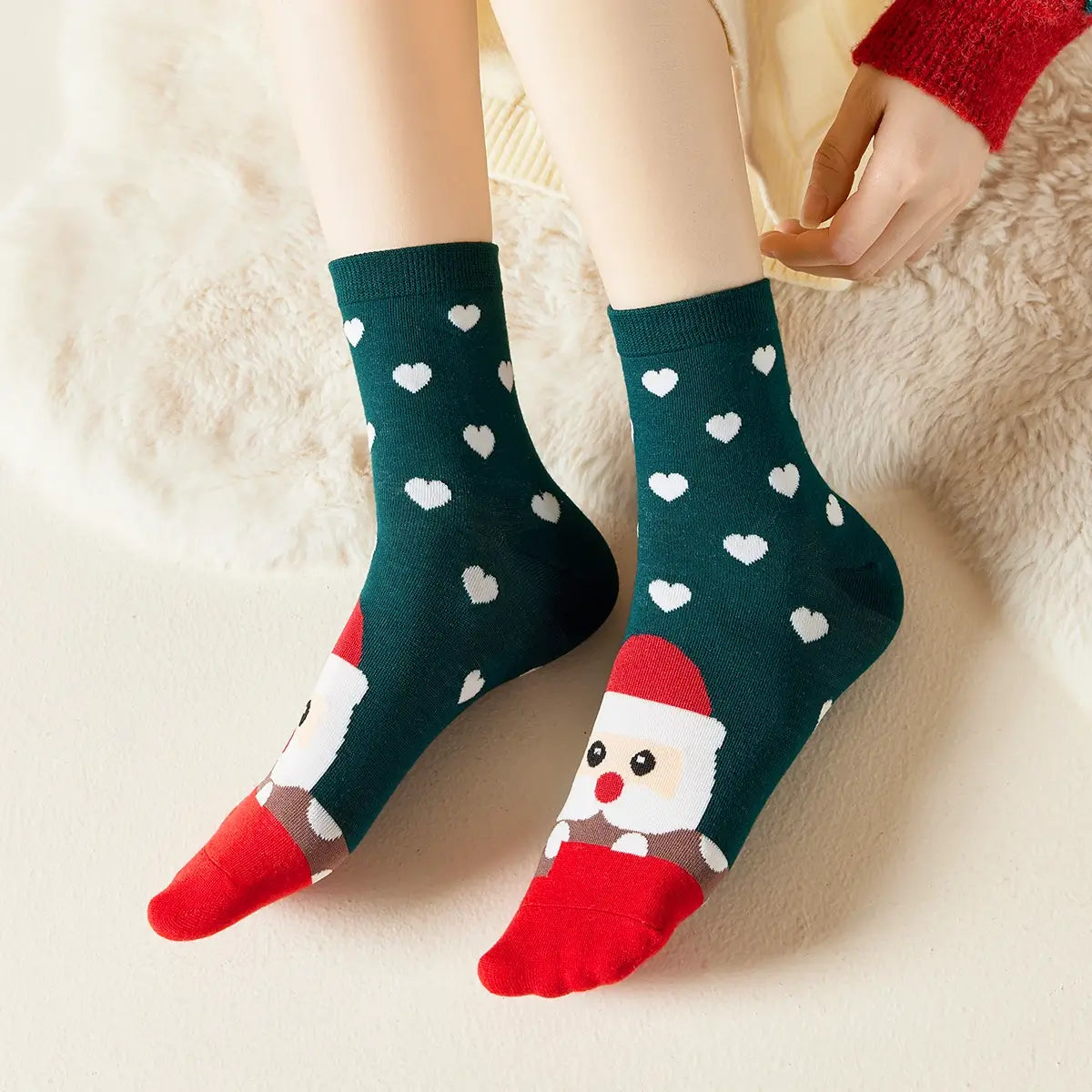 Chaussettes hautes de Noël, motif Père Noël et petits coeur, fond vert