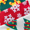 Chaussettes hautes de Noël avec motifs festifs : sapin, flocon, biscuit. Douces, chaudes et stylées pour un hiver cosy et un look joyeux à Noël.