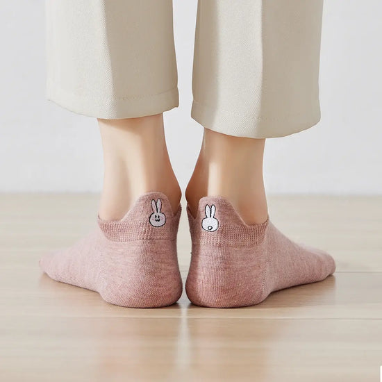 Chaussettes roses en coton à languette lapin pour femme | Chaussettes confortables et élégantes | Idéales pour le quotidien ou les occasions spéciales | Disponibles en plusieurs couleurs