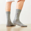 Chaussettes longues mixtes en coton doux, disponibles en 5 coloris et 2 tailles. Confort durable, style sobre. Existe aussi en coffret TitesChaussettes.