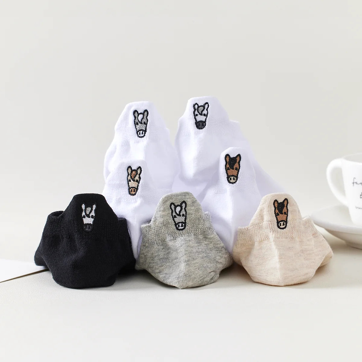 Chaussettes en coton à languette cheval pour femme | Chaussettes confortables et élégantes | Idéales pour le quotidien ou les occasions spéciales | Disponibles en plusieurs couleurs
