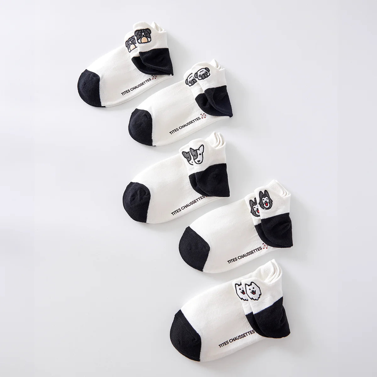 Chaussettes en coton à languette chien pour femme | Chaussettes confortables et élégantes | Idéales pour le quotidien ou les occasions spéciales | Disponibles en plusieurs couleurs