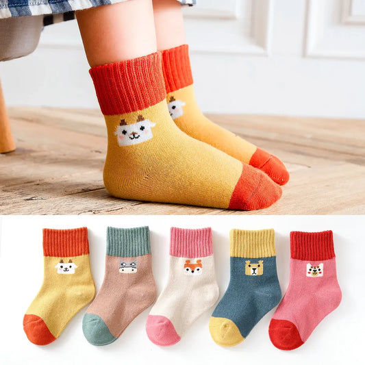 Lot de chaussettes enfants longues en coton avec des animaux brodés dessus | Chaussettes confortables et élégantes | Idéales pour les enfants | Disponibles en plusieurs couleurs et tailles