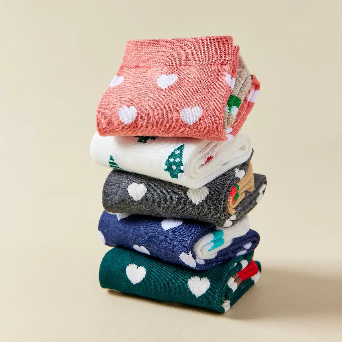 Lot de 5 chaussettes hautes de Noël coeur, motifs Père Noël, Renne, Bonhomme de Neige et Ours