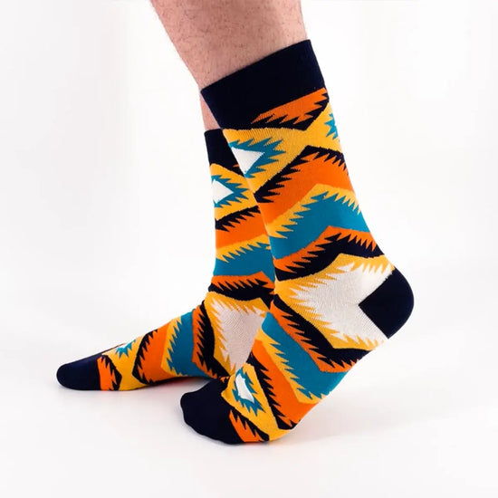 Chaussettes longues en coton à motif pour adultes | Chaussettes élégantes et intemporelles | Conviennent aux activités quotidiennes et aux occasions spéciales | Disponibles en différentes tailles et couleurs
