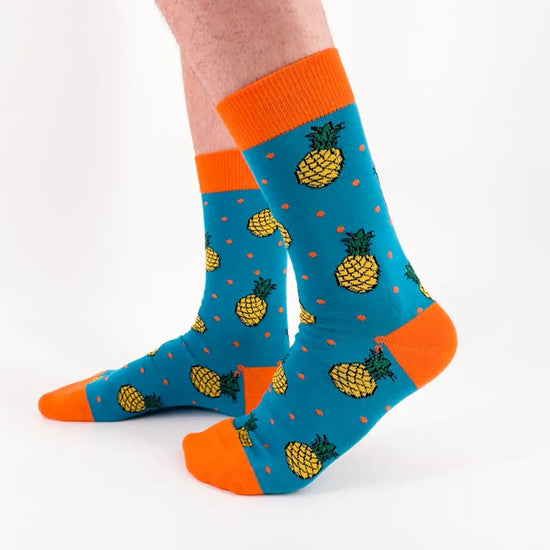 Chaussettes ananas longues en coton à motif pour adultes | Chaussettes élégantes et intemporelles | Conviennent aux activités quotidiennes et aux occasions spéciales | Disponibles en différentes tailles et couleurs