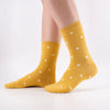 Chaussettes jaune en coton à motif cœur pour femmes | Chaussettes douces et confortables | Fabriquées à partir de matériaux de haute qualité | Un cadeau parfait pour les femmes de tous âges | Disponibles en différentes couleurs