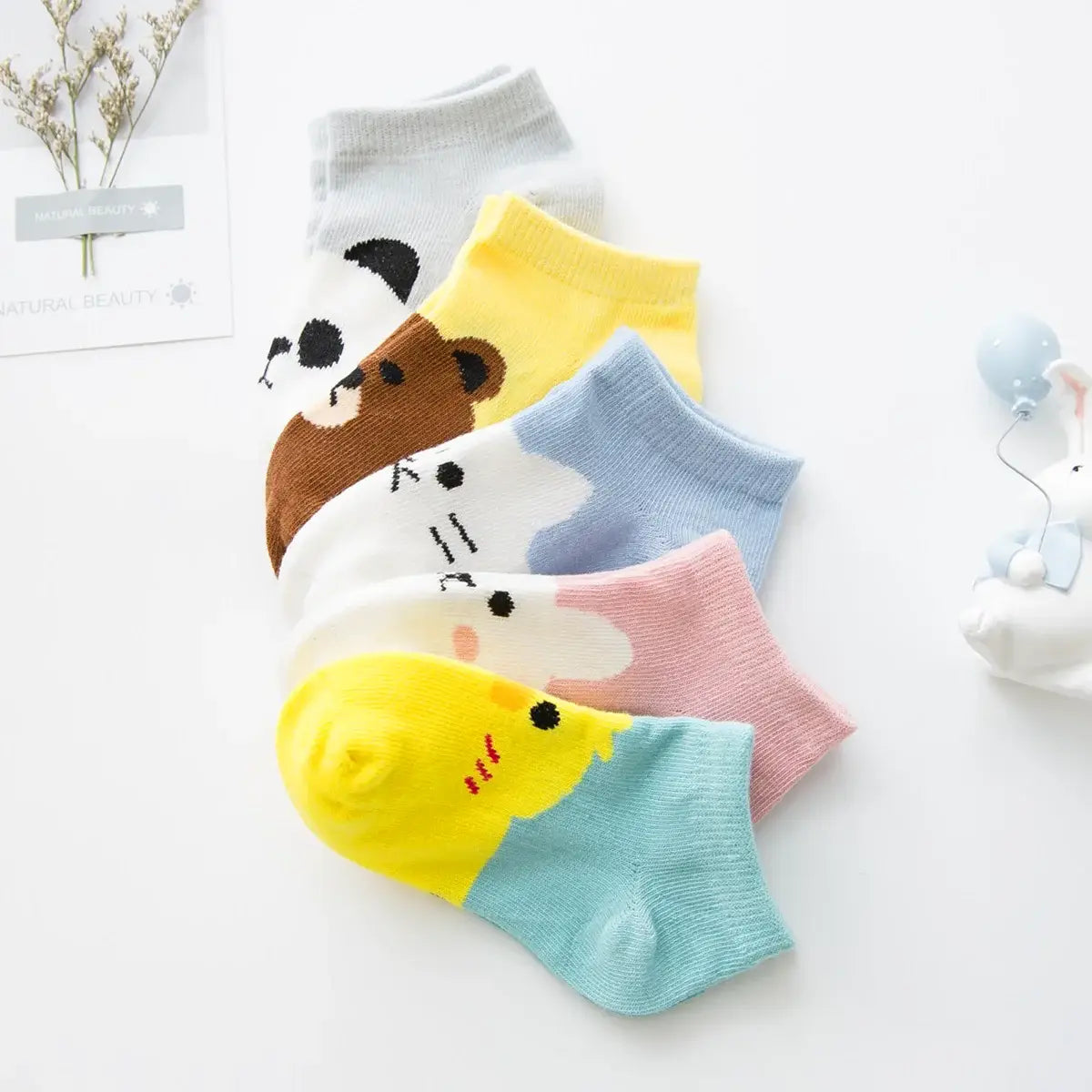 Chaussettes Enfants et bébé à motif animaux (Lot 5 paires) | Chaussettes douces et respirantes | Un cadeau parfait pour les enfants et les bébés de tous âges | Disponibles à un prix abordable.