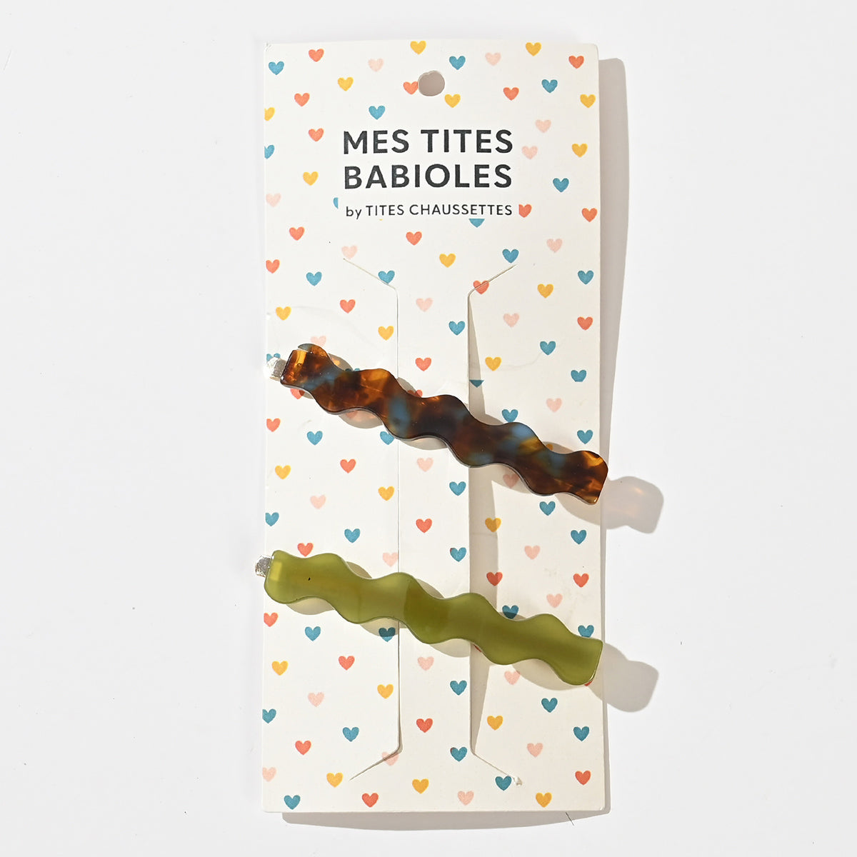 Lot de 2 barrettes vague avec pince plate de 6 cm. Accessoires cheveux élégants et tendance pour maintenir vos coiffures avec style au quotidien.