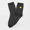 Chaussettes hautes noir fil lurex argenté, coeur brodé mauve, jaune ou rouge 