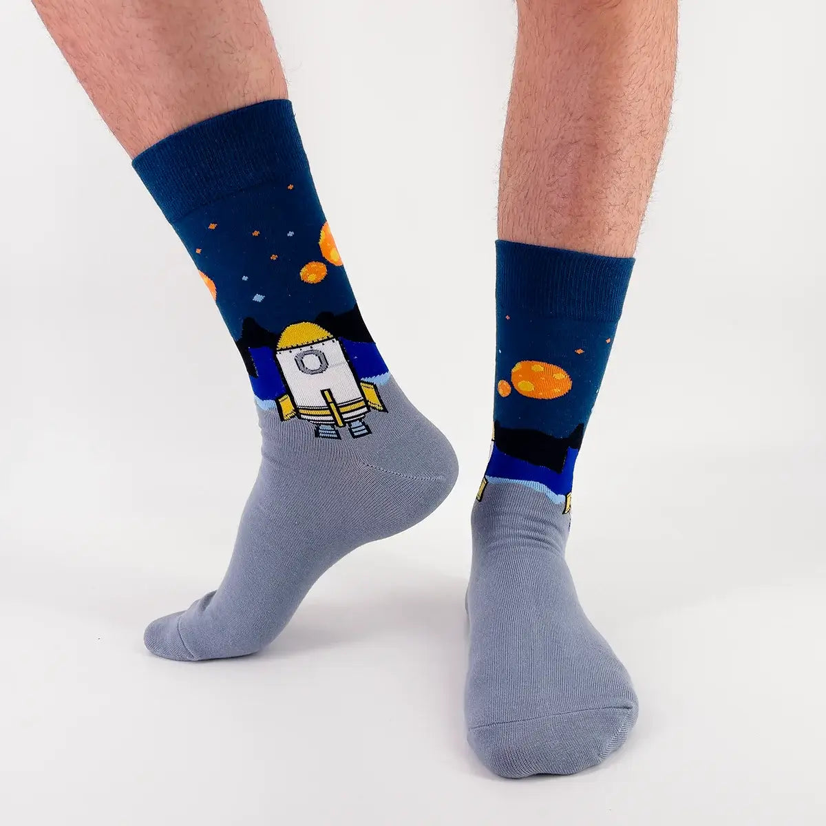 Chaussette haute homme motif espace.