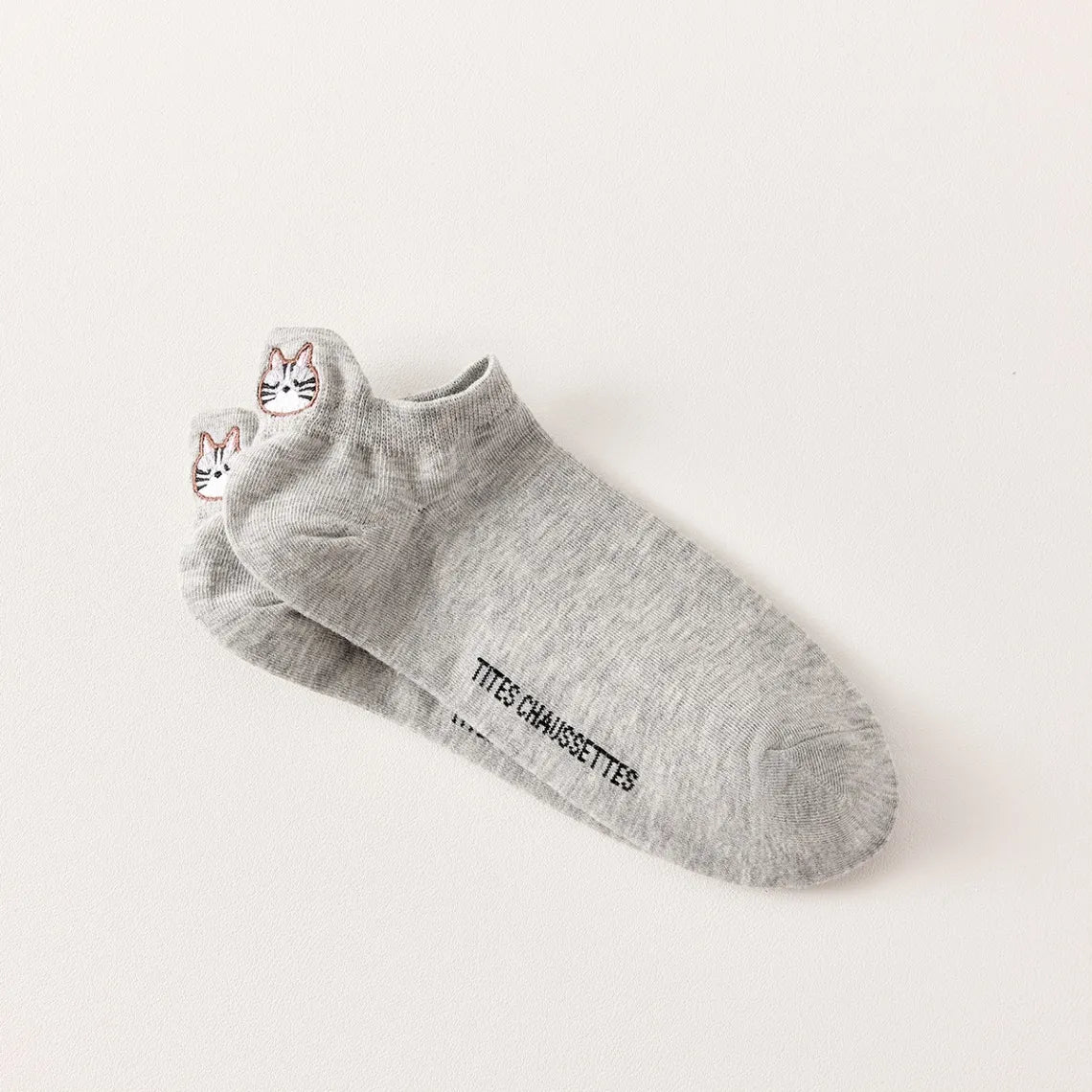 Chaussettes en ronron: 12 modèles pour les fans de chat ! (French Edition) : aupaysdesmailles, Claire Chaussettes en ronron: 12 modèles pour les fans de chat ! (French Edition) : aupaysdesmailles, Claire