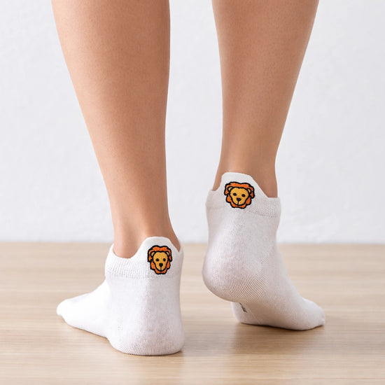 Chaussettes languette blanches en coton doux I Broderie tête de lion sur la languette 