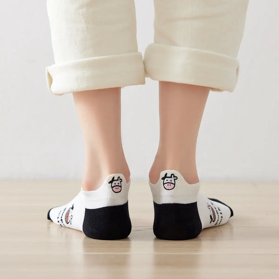 Chaussettes en coton à languette à motif vaches pour femme | Chaussettes élégantes et confortables | Disponibles en plusieurs couleurs.