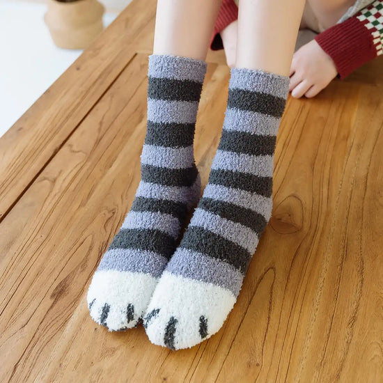 Chaussettes rayure hiver molletonnées longues en coton à motif patte de chats pour femmes | Chaussettes douces et confortables | Fabriquées à partir de matériaux de haute qualité | Un cadeau parfait pour les femmes de tous âges | Disponibles en différentes tailles et couleurs