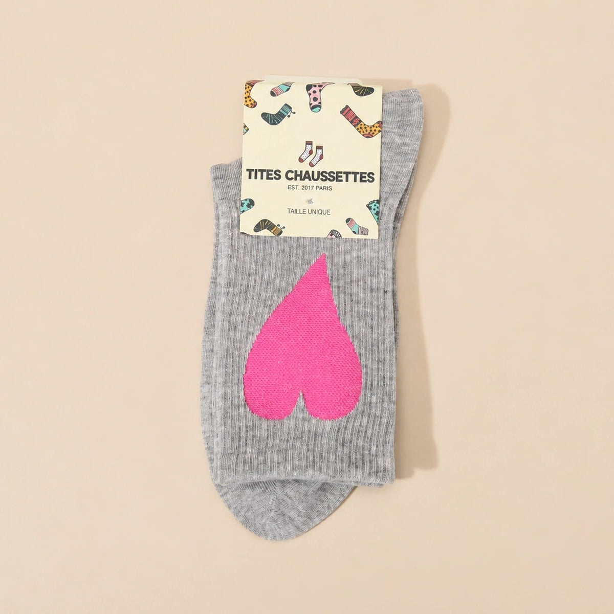 Chaussettes cœur oversize femme à l’unité en vert, gris ou marron. Douces et stretch, taille unique 35-41, pour un look original, confortable et très chic.