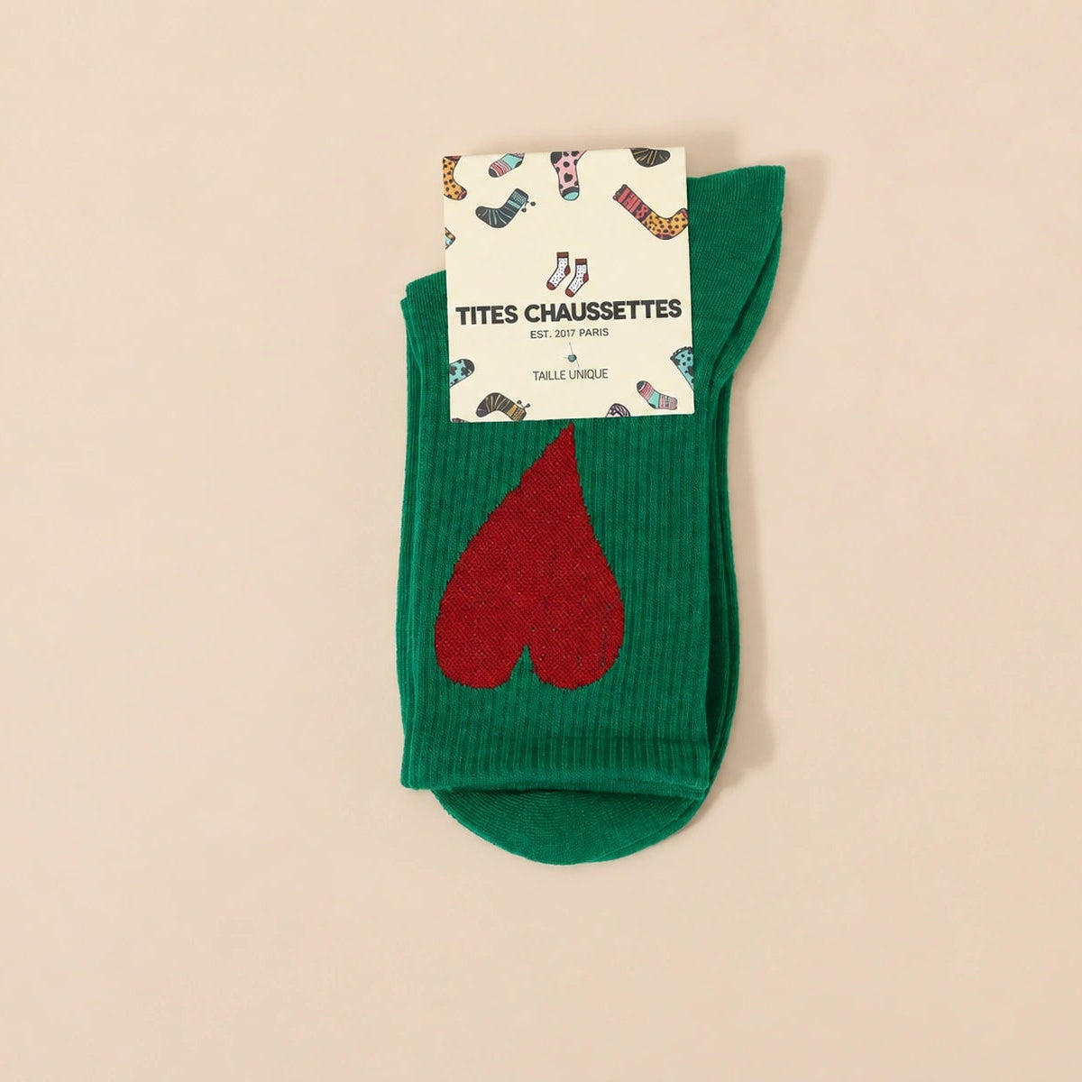 Chaussettes cœur oversize femme à l’unité en vert, gris ou marron. Douces et stretch, taille unique 35-41, pour un look original, confortable et très chic.
