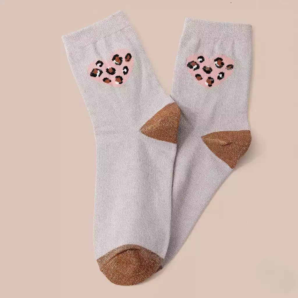 Lot de 3 chaussettes lurex, pointe et talon contrastés, coeur imprimé léopard sur le côté. 