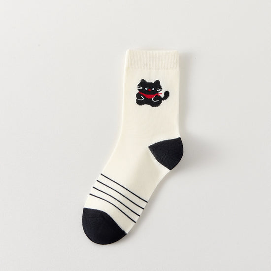 Lot de 3 chaussettes hautes à motif chat. Confortables, douces et originales, elles apportent une touche ludique à vos tenues. Taille unique 35-41.