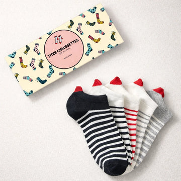 Lot de Chaussettes rayure en coton à motif cœur marine pour femme | Chaussettes douces et respirantes | Un cadeau parfait pour les femmes de tous âges | Disponibles à un prix abordable.