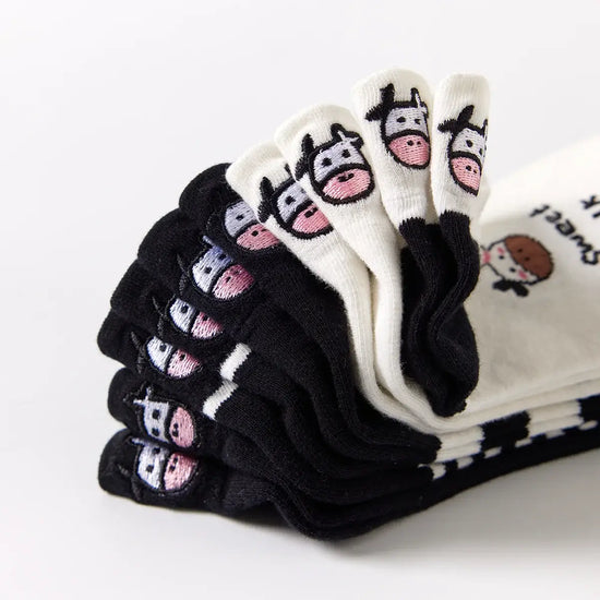 Chaussettes en coton à languette à motif vaches pour femme | Chaussettes élégantes et confortables | Disponibles en plusieurs couleurs.