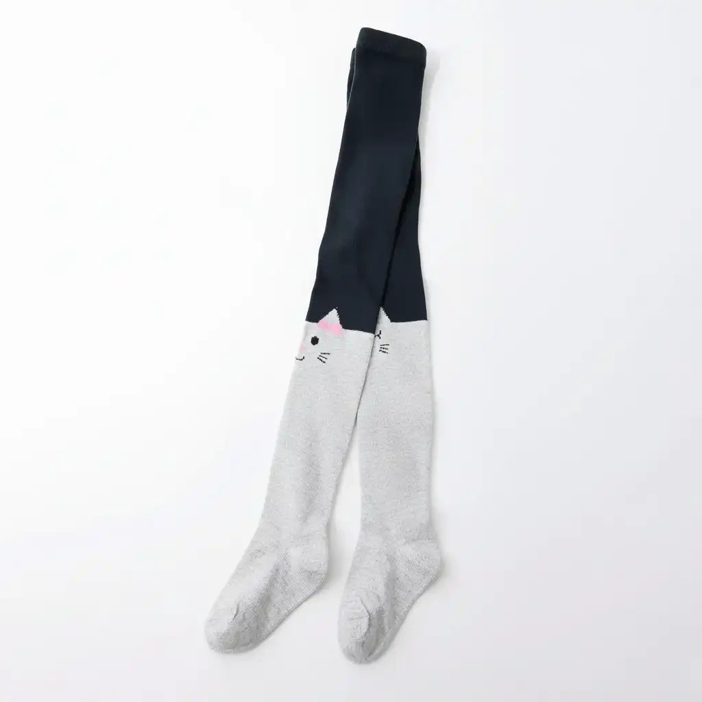 Lot de 2 collants fille : 1 collant gris motif chat et 1 collant rose uni. Doux, confortables et disponibles en 12-24 mois, 2-4 ans et 5-8 ans. Parfaits pour des looks mignons et pratiques au quotidien.