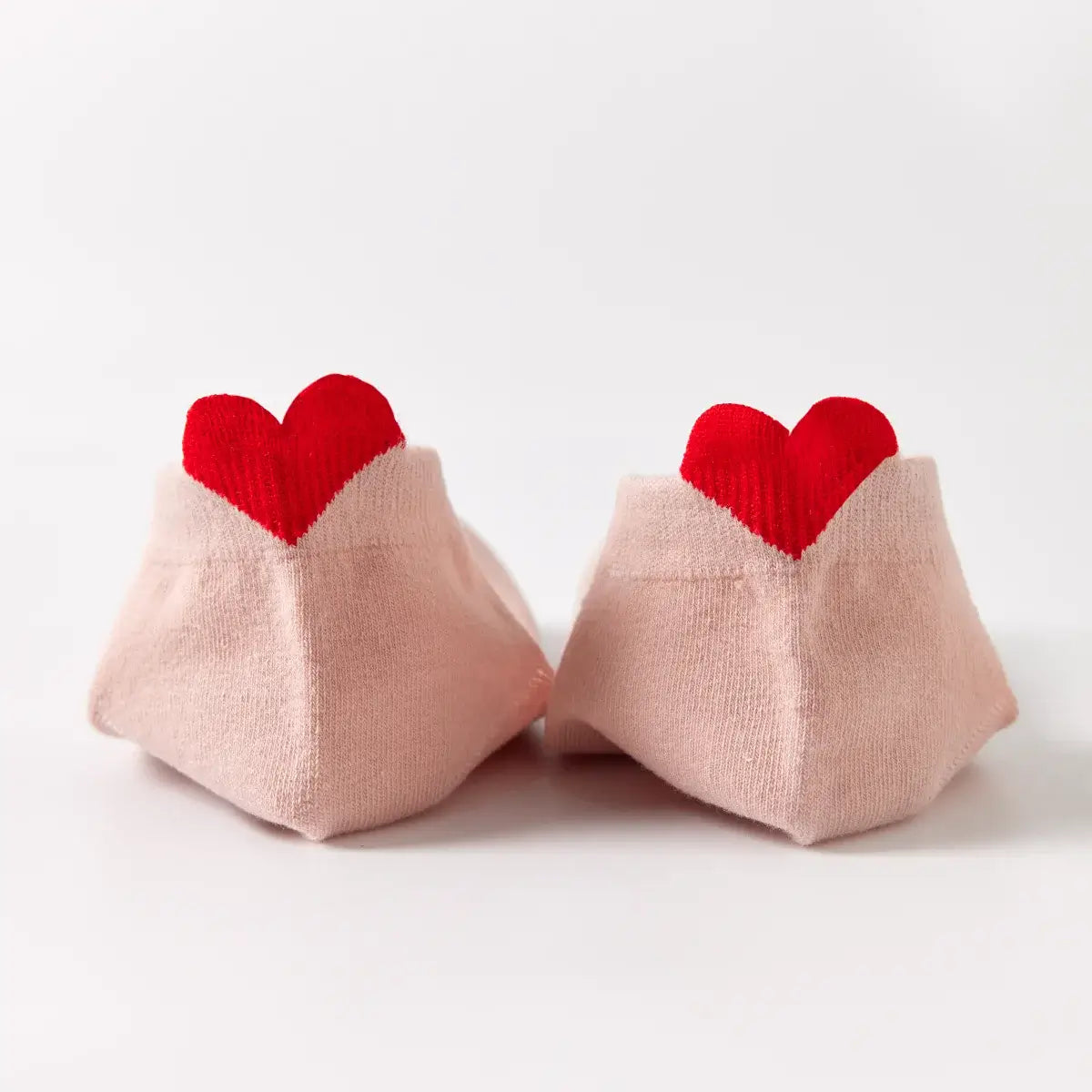 Lot de 5 socquettes unies avec languette cœur brodé.