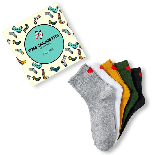 Lot de 5 chaussettes hautes avec cœur rouge brodé au talon