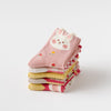 Lot de 5 chaussettes hautes fille avec motifs lapin rose mignons. Parfaites pour l’hiver, elles offrent douceur, chaleur et style dès 12 mois jusqu’à 12 ans.