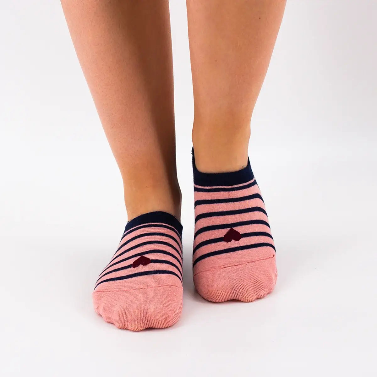 Lot de 5 socquettes marinières avec cœur contrasté.