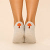 Lot de 3 chaussettes languette femme à motifs automne : hérisson, champignon et feuille. Languette anti-frottement, fond blanc, taille unique 35-41.