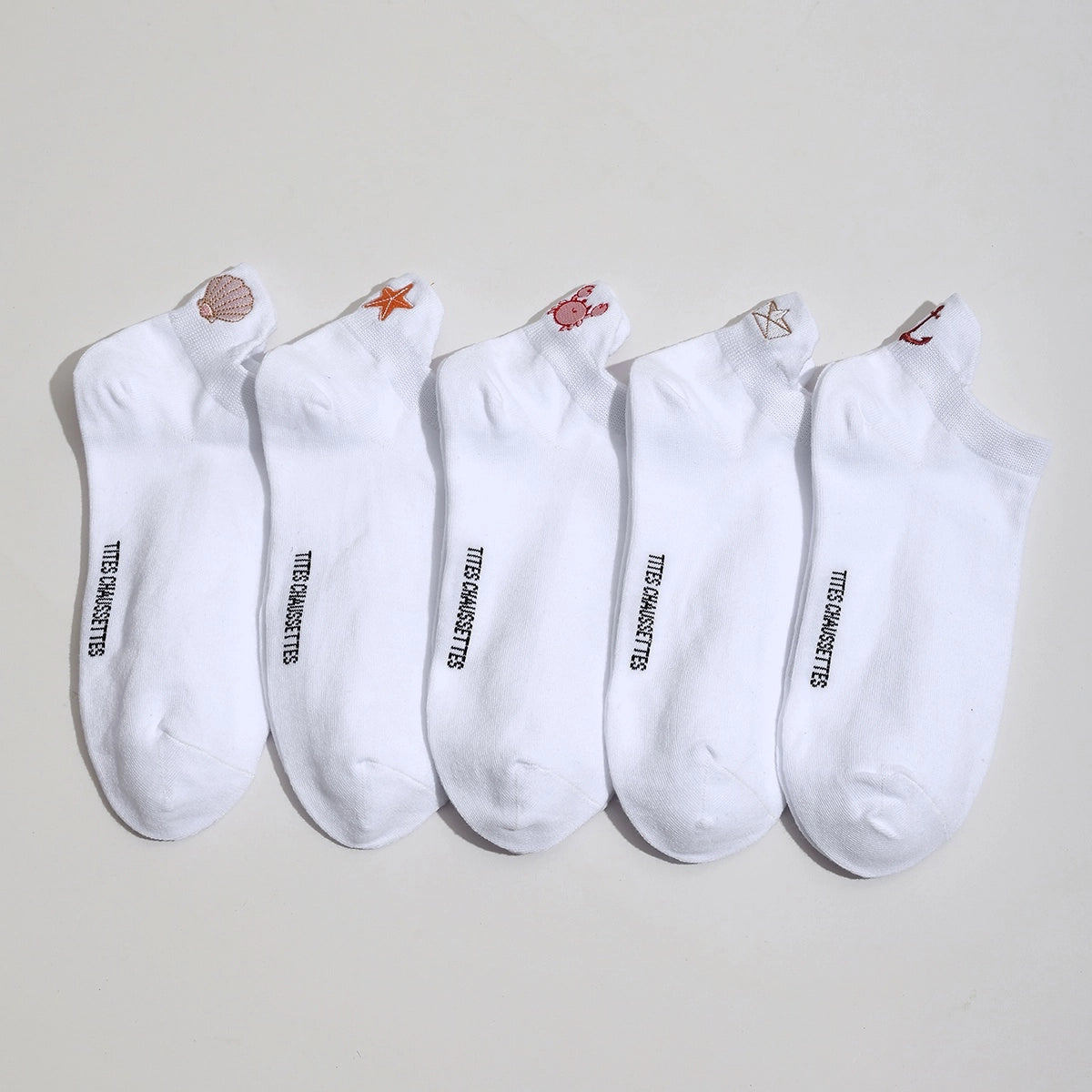 Lot de 5 chaussettes fantaisie à languette, motifs marins brodés, confort stretch, tailles 35-41. Idéal pour un look frais et sans ampoules.