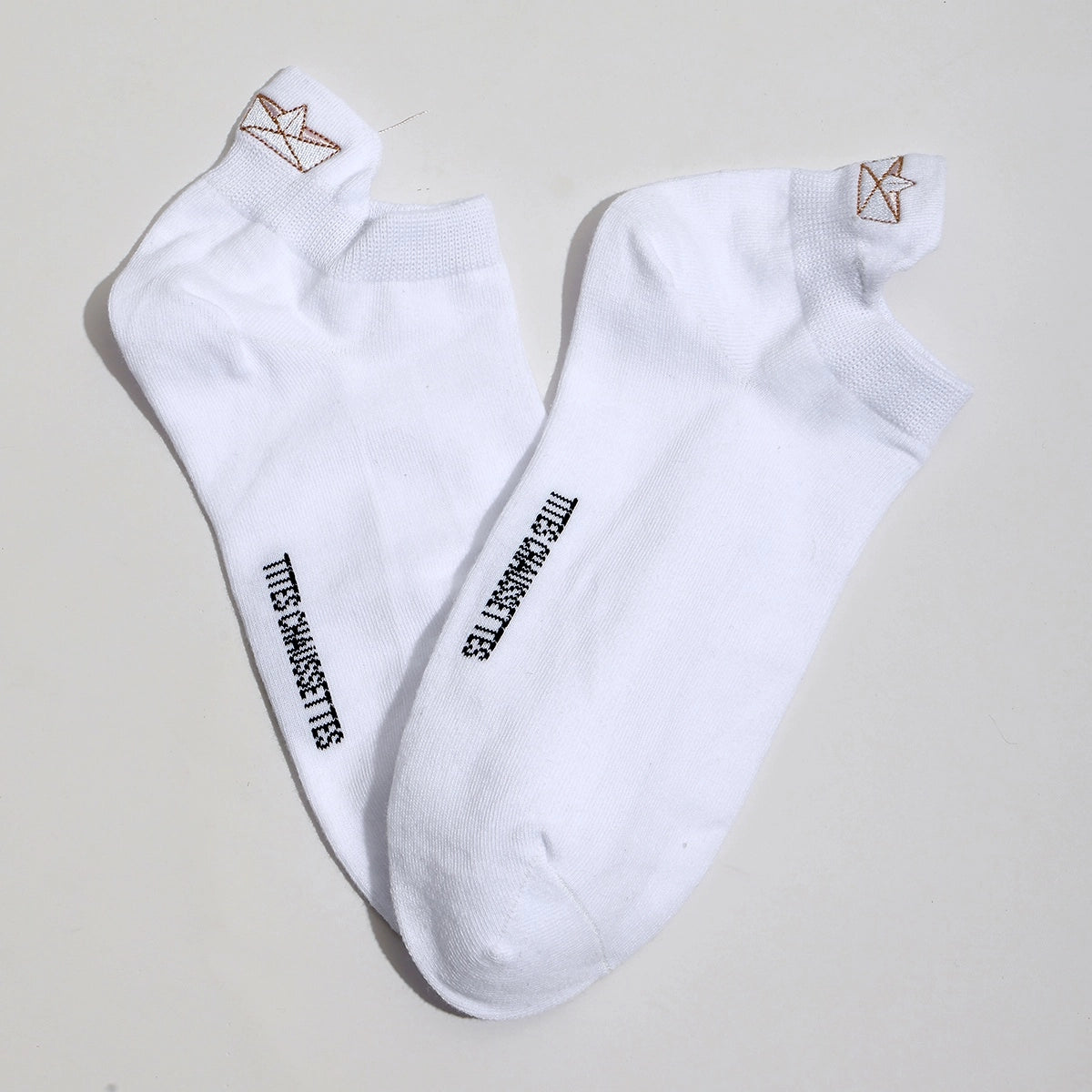 Lot de 5 chaussettes fantaisie à languette, motifs marins brodés, confort stretch, tailles 35-41. Idéal pour un look frais et sans ampoules.