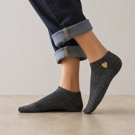 Chaussettes lurex à paillette à motif coeur doré pour femmes | Chaussettes douces et confortables | Fabriquées à partir de matériaux de haute qualité | Un cadeau parfait pour les femmes de tous âges
