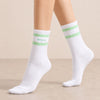 Chaussettes blanches, 2 bandes contrastées vert pastel, broderie Love You
Chaussettes montante esprit sport