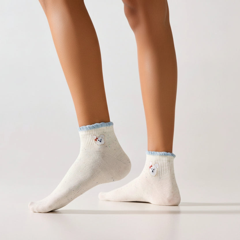 Lot de 5 chaussettes basses à motifs animaux, fond beige, languette anti-frottement, matière douce et stretch. Taille unique 35-41.